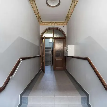 Archirent Grazyny *